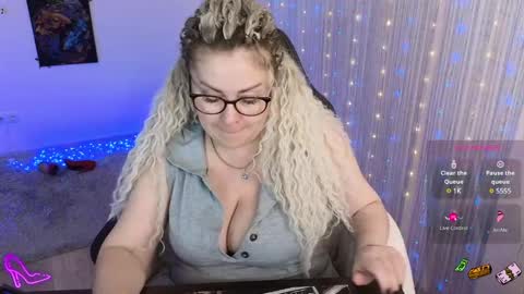 you can call me Mommymy GoddessMiss Kassandra online show from December 8, 2024, 7:54 pm