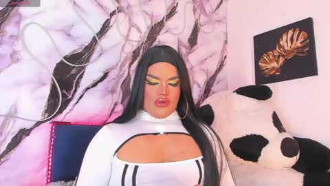 kassandra lazcano online show from April 21, 2026, 2:51 am