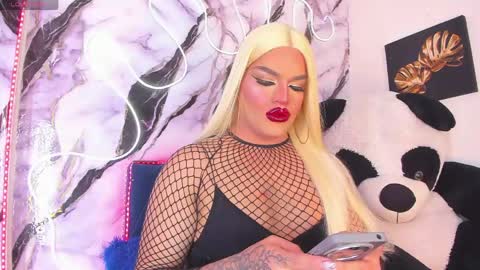 kassandra lazcano online show from June 2, 2026, 12:56 am