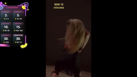 misskristel online show from September 18, 2025, 9:11 am