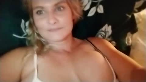 Misslicks online show from October 23, 2025, 6:45 am
