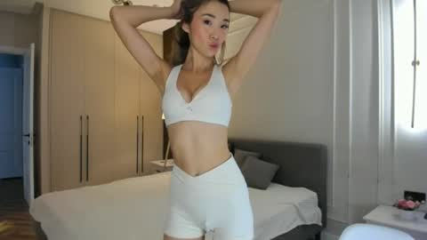 Snapshot of missliiaa chatting on July 15, 2026, 6:29 am Aiza my last streams til Dec 8 online show from July 15, 2026, 6:29 am