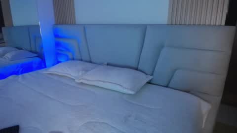 Miss Loise online show from April 9, 2026, 3:39 am