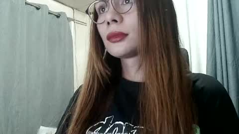 Snapshot of missmayeth chatting on December 1, 2024, 8:20 pm mayeth online show from December 1, 2024, 8:20 pm