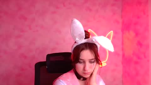 Mia online show from November 22, 2025, 12:09 am