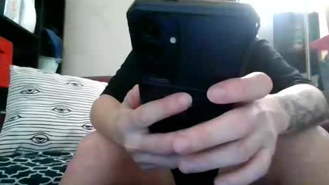 Snapshot of missmonatoyou chatting on February 24, 2026, 1:36 am MissMona online show from February 24, 2026, 1:36 am