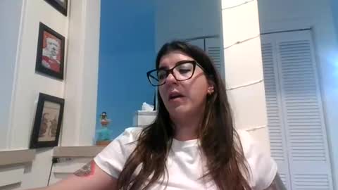 MissMona online show from May 16, 2026, 10:30 pm