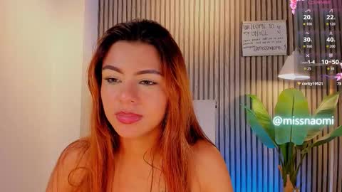 Snapshot of missnaomi_ chatting on October 2, 2025, 5:36 am Naomi online show from October 2, 2025, 5:36 am