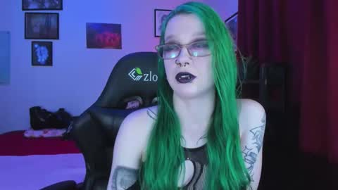 Snapshot of missnikkivill chatting on June 11, 2026, 2:53 am Mistress Nikki Vill online show from June 11, 2026, 2:53 am