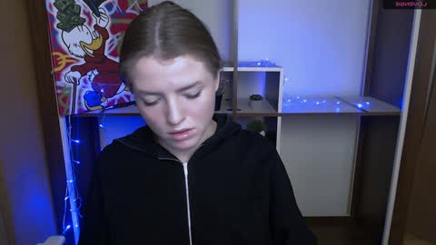 Olivia online show from December 12, 2024, 1:28 pm