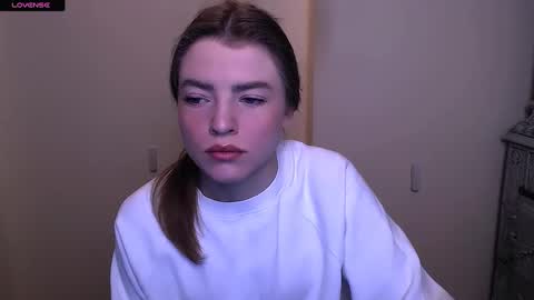 Olivia online show from February 23, 2025, 8:17 am