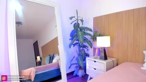 Emma Prada online show from October 1, 2025, 11:49 am