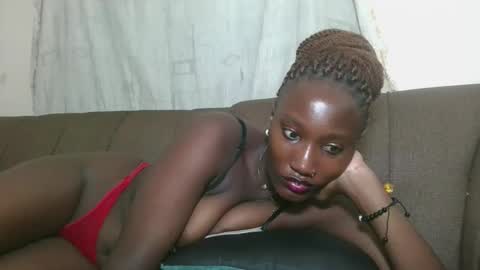 pretty gal online show from November 2, 2025, 8:33 pm