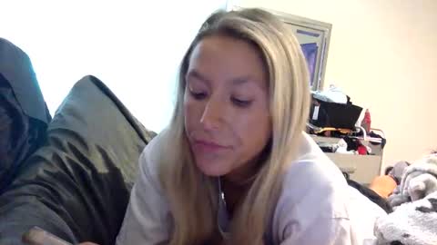 Snapshot of misss_alyssaaa chatting on April 27, 2026, 12:19 am Alyssa online show from April 27, 2026, 12:19 am