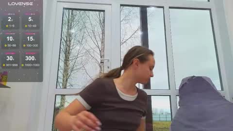 . online show from April 15, 2026, 11:06 am