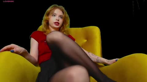 Snapshot of missslola chatting on April 20, 2026, 4:10 pm Misss Lola Angel online show from April 20, 2026, 4:10 pm