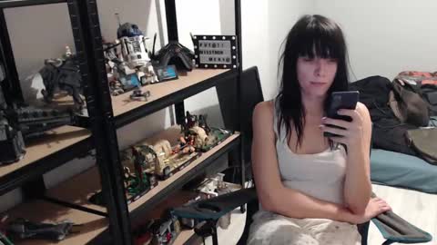 missthon online show from February 2, 2025, 7:35 pm