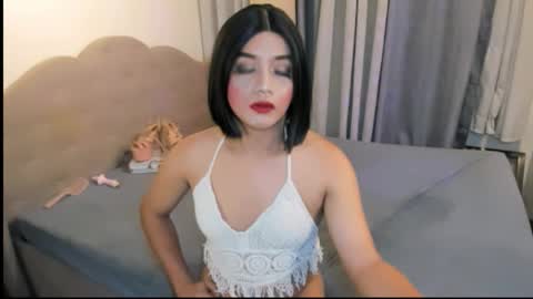 K Y R I E  online show from October 13, 2025, 10:48 am