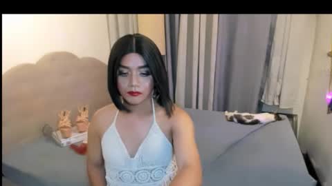 K Y R I E  online show from October 15, 2025, 8:03 am