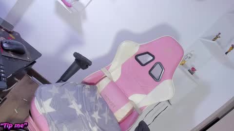 missvalensofi online show from January 12, 2025, 10:56 am