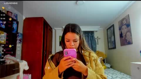 Snapshot of missvalery1 chatting on April 29, 2026, 10:38 pm missvalery1 online show from April 29, 2026, 10:38 pm