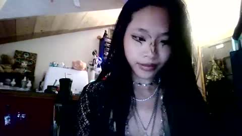 Miss Versatile online show from April 27, 2026, 6:39 pm