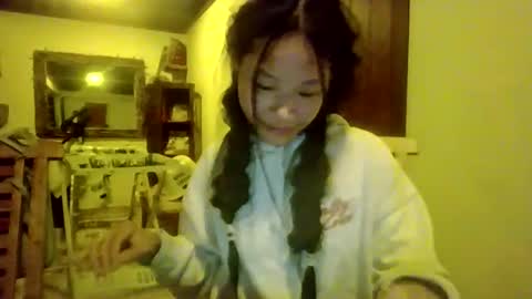 Snapshot of missversatile chatting on July 10, 2026, 1:54 am Miss Versatile online show from July 10, 2026, 1:54 am
