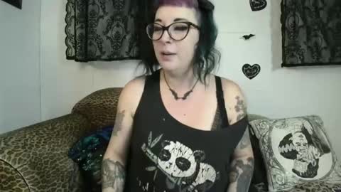 Snapshot of missy_dee chatting on May 12, 2026, 6:21 am Missy Dee online show from May 12, 2026, 6:21 am