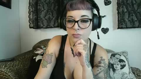 Snapshot of missy_dee chatting on June 29, 2026, 7:36 am Missy Dee online show from June 29, 2026, 7:36 am