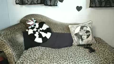Snapshot of missy_dee chatting on June 29, 2026, 10:15 am Missy Dee online show from June 29, 2026, 10:15 am