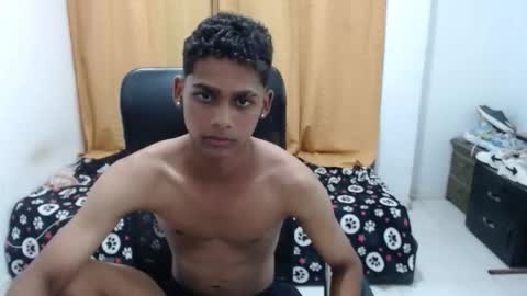 Snapshot of mister_desire_x chatting on November 15, 2025, 10:04 pm Mister and sweet online show from November 15, 2025, 10:04 pm