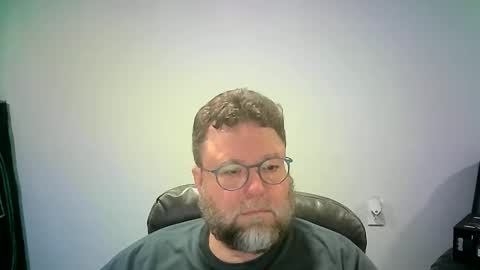 Mr. Happy online show from November 25, 2025, 6:46 am