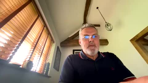 Misterblivs online show from May 5, 2026, 4:59 pm