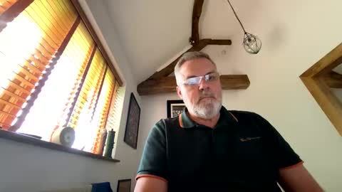 Misterblivs online show from May 12, 2026, 2:25 pm