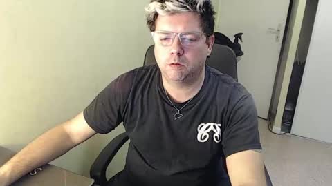 mistercoeur online show from January 2, 2025, 5:39 pm