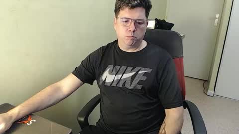 mistercoeur online show from February 1, 2025, 10:05 am