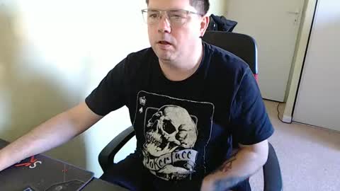 mistercoeur online show from February 2, 2025, 9:51 am