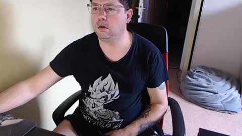 mistercoeur online show from February 19, 2025, 7:50 am