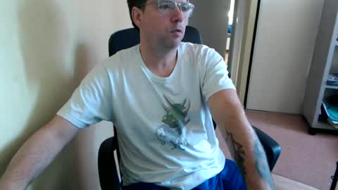 Snapshot of mistercoeur1 chatting on June 17, 2026, 7:00 am mistercoeur online show from June 17, 2026, 7:00 am