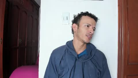 Sexy couple ready to play without limits here we do everything online show from June 29, 2026, 1:33 pm