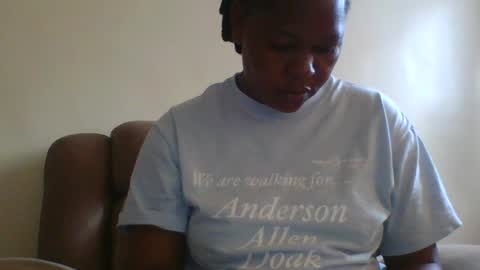 Snapshot of misticmoment chatting on June 29, 2026, 8:20 am misticmoment online show from June 29, 2026, 8:20 am