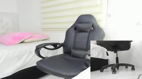 mistress_findom online show from October 10, 2025, 6:34 am