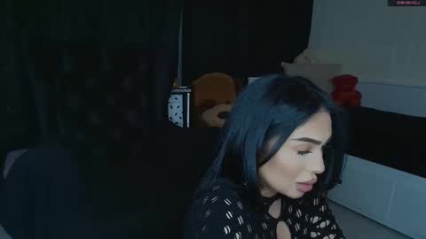 mistress_meryem online show from January 17, 2026, 9:51 pm