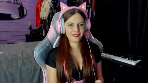 Snapshot of mistress_priest chatting on February 4, 2026, 6:36 pm Dirty Priest and Ivi online show from February 4, 2026, 6:36 pm