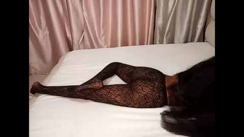 Snapshot of mistress_valentina1 chatting on March 19, 2026, 2:04 am mistress_valentina1 online show from March 19, 2026, 2:04 am