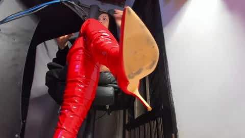 Snapshot of mistressanna_ chatting on July 11, 2026, 1:19 am Mistress Anna Alves online show from July 11, 2026, 1:19 am