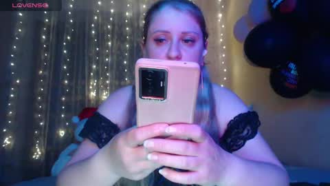Snapshot of mistresscaro chatting on May 9, 2026, 8:47 pm mistresscaro online show from May 9, 2026, 8:47 pm