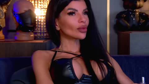 Snapshot of mistresselenia chatting on May 11, 2026, 2:45 pm Elenia online show from May 11, 2026, 2:45 pm