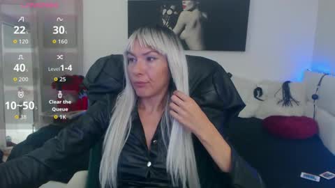 MistressEvelyn  online show from October 7, 2025, 7:27 am
