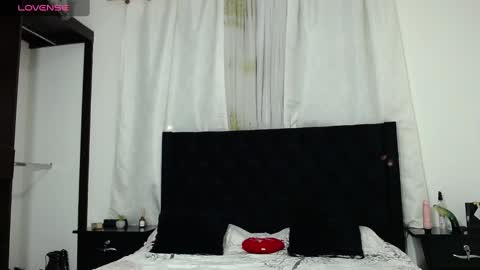 mistresskattia online show from February 25, 2025, 1:09 am